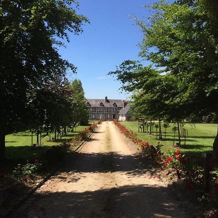 La Gloriette gîte situé Dans La propriété Dun magnifique manoir Vatteville Exterior foto